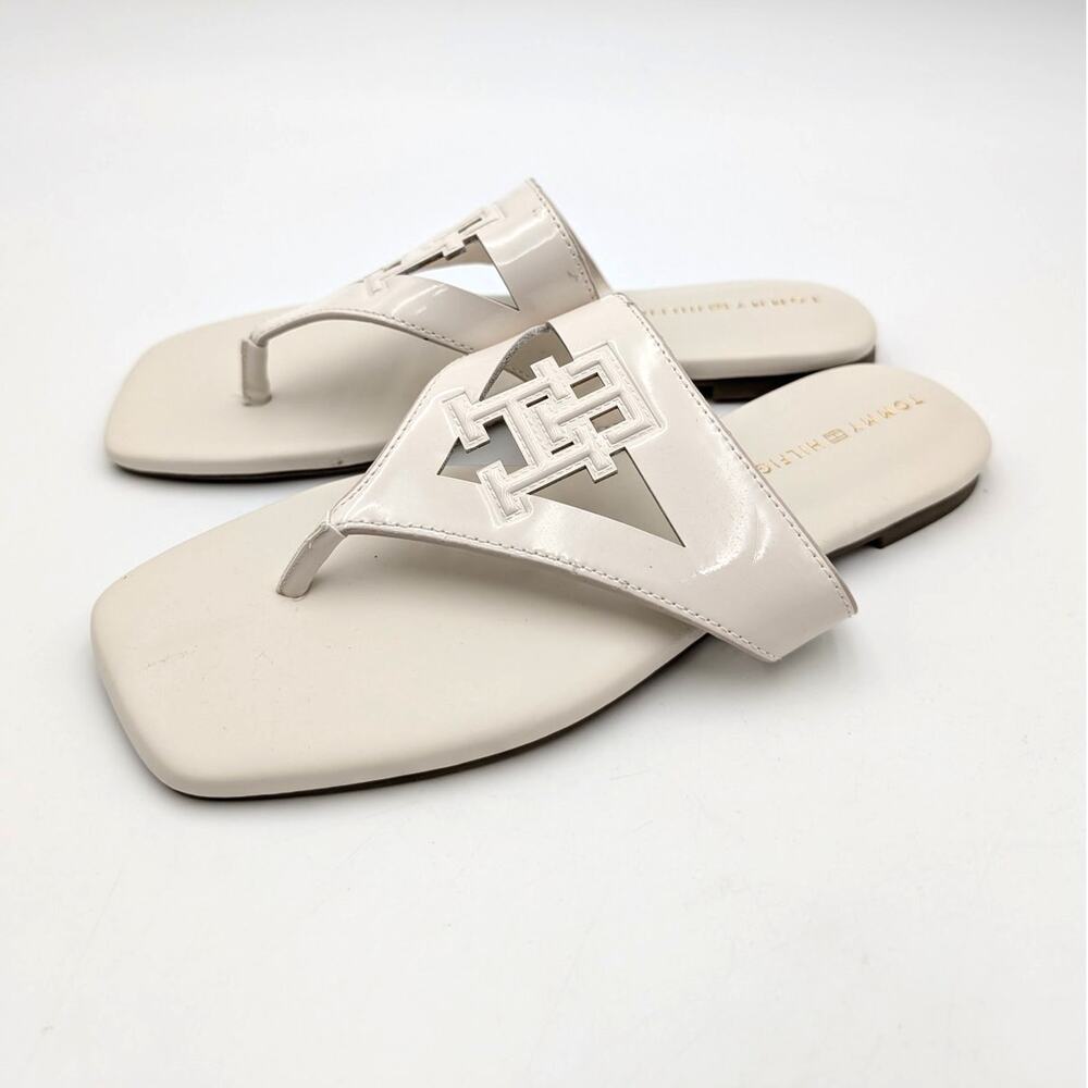 Tommy Hilfiger Tremmy Cutout Flat Sandals Women's Ivory Patent Size US7M EU37.5